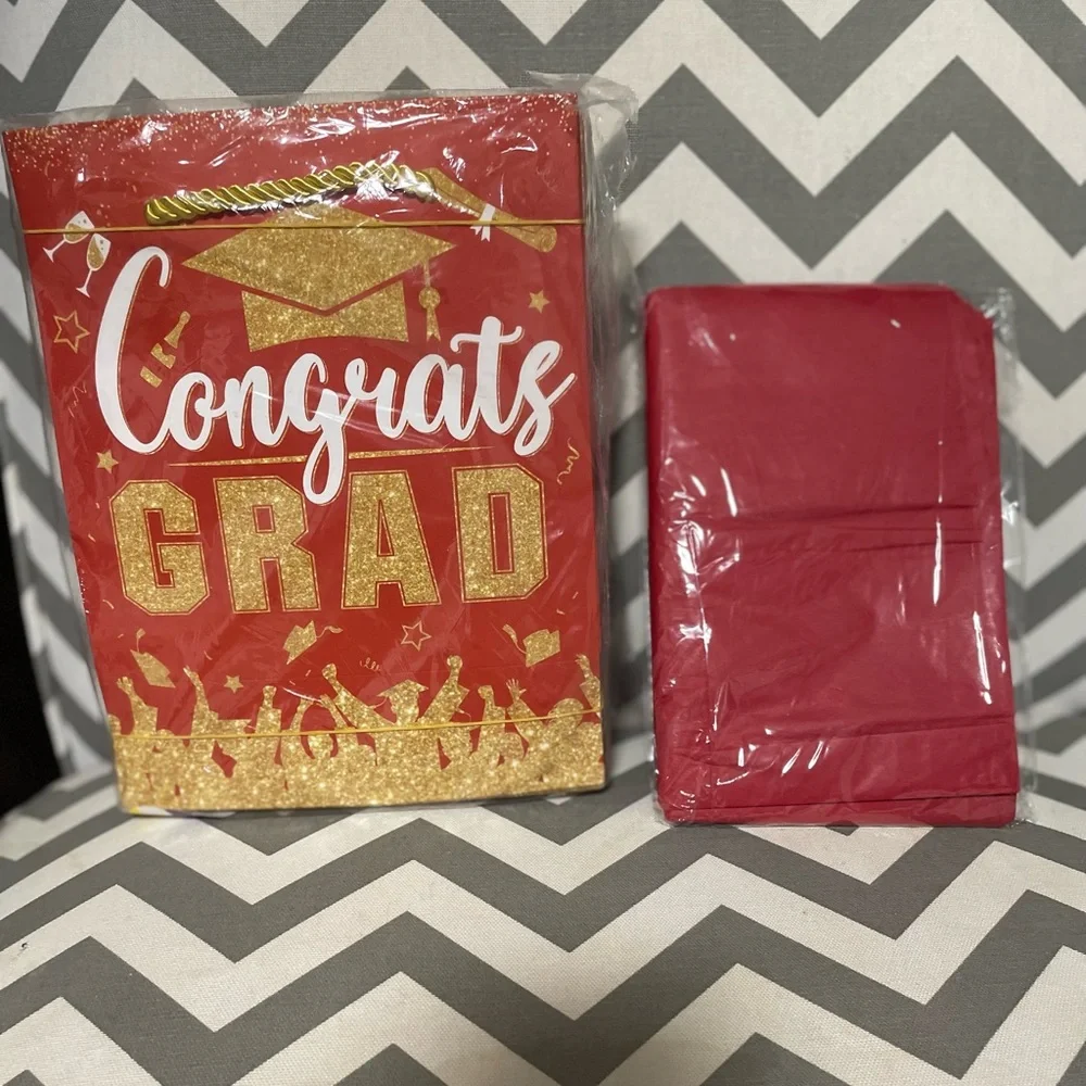 ***2/$15***   12 pack graduation  gift bags.